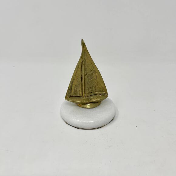 VTG MCM Brass Sailboat White Marble Base Paperweight Figurine Sailing Preppy - Picture 4 of 7